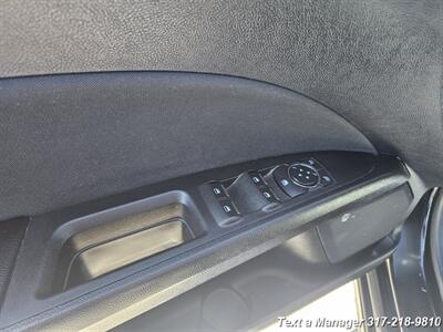 2020 Ford Fusion SE - Photo 10 - Greenwood, IN 46142