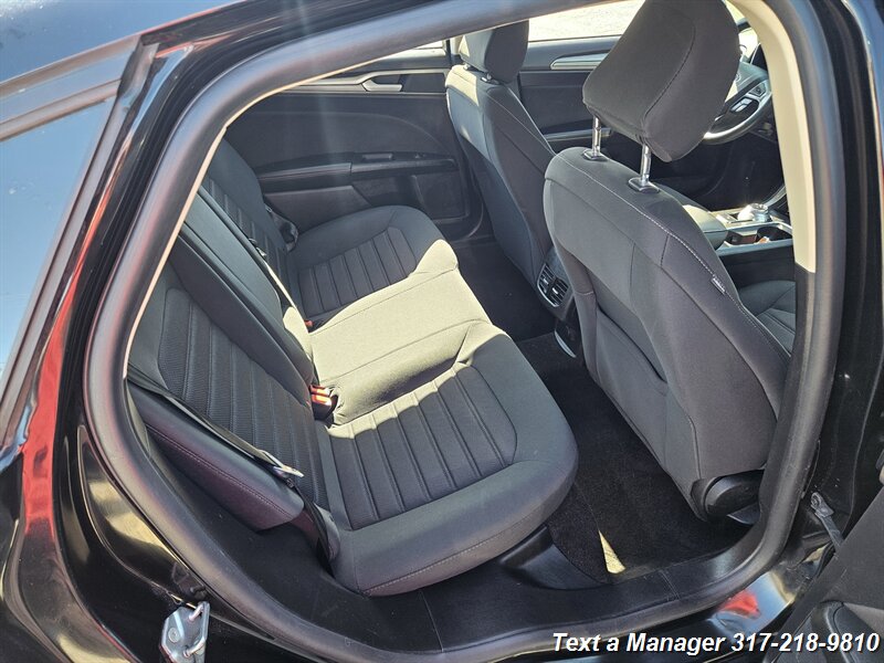 2020 Ford Fusion SE - Photo 25 - Greenwood, IN 46142