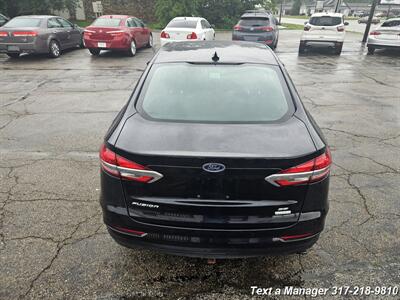2020 Ford Fusion SE - Photo 4 - Greenwood, IN 46142