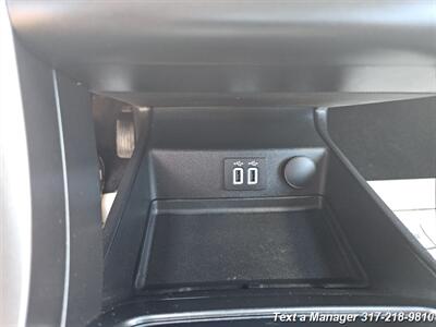 2020 Ford Fusion SE - Photo 21 - Greenwood, IN 46142