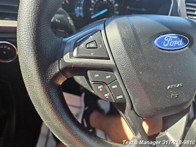 2020 Ford Fusion SE - Photo 15 - Greenwood, IN 46142