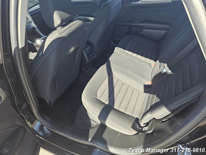 2020 Ford Fusion SE - Photo 23 - Greenwood, IN 46142