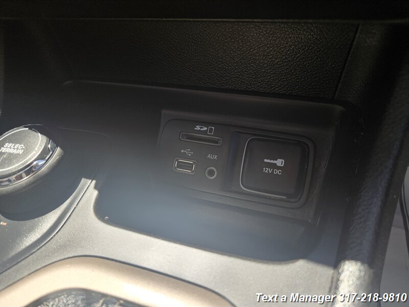 2014 Jeep Cherokee Sport - Photo 25 - Greenwood, IN 46142
