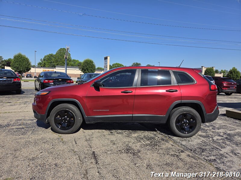 2014 Jeep Cherokee Sport - Photo 2 - Greenwood, IN 46142