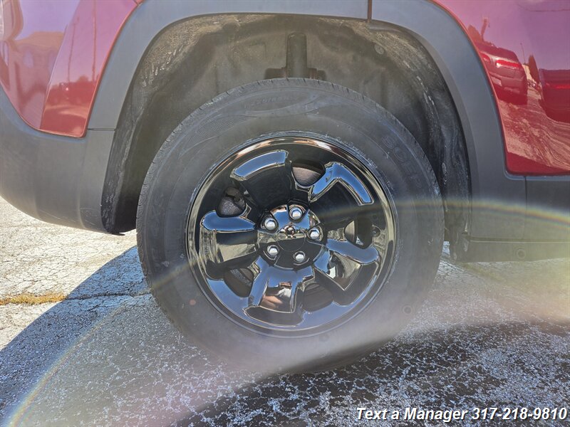 2014 Jeep Cherokee Sport - Photo 33 - Greenwood, IN 46142