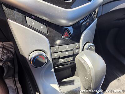 2012 Chevrolet Cruze LS - Photo 13 - Greenwood, IN 46142