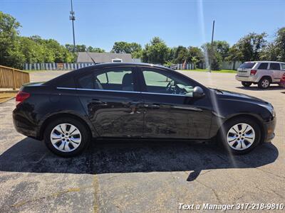 2012 Chevrolet Cruze LS - Photo 6 - Greenwood, IN 46142