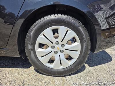 2012 Chevrolet Cruze LS - Photo 21 - Greenwood, IN 46142