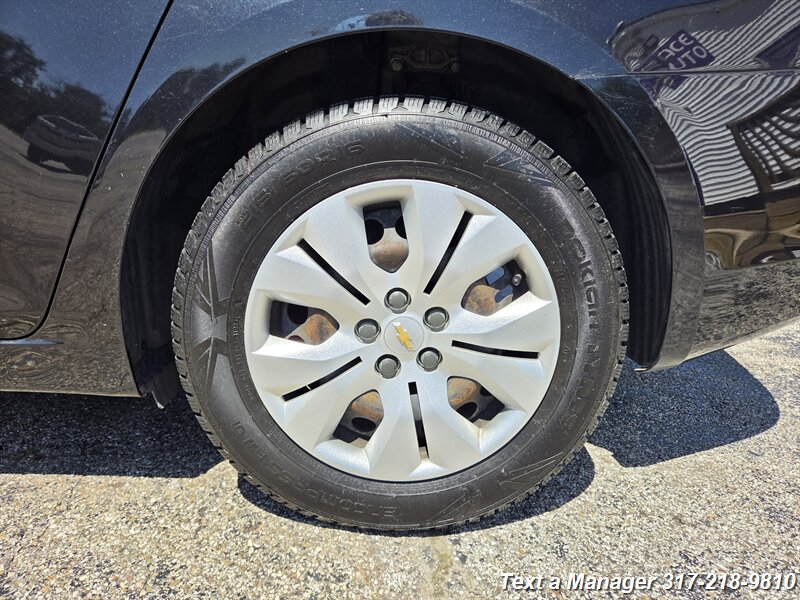2012 Chevrolet Cruze LS - Photo 21 - Greenwood, IN 46142