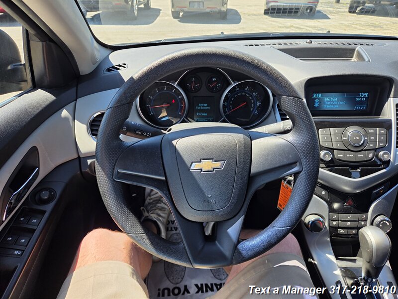 2012 Chevrolet Cruze LS - Photo 9 - Greenwood, IN 46142