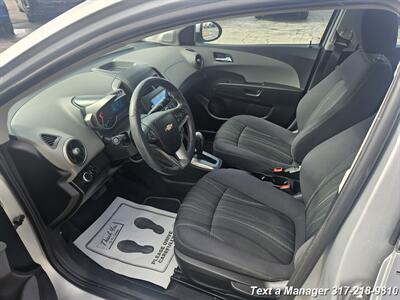 2015 Chevrolet Sonic LT Auto   - Photo 9 - Greenwood, IN 46142