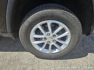 2015 Jeep Grand Cherokee Laredo   - Photo 27 - Greenwood, IN 46142