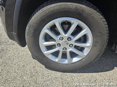 2015 Jeep Grand Cherokee Laredo   - Photo 26 - Greenwood, IN 46142
