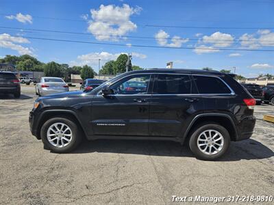 2015 Jeep Grand Cherokee Laredo   - Photo 2 - Greenwood, IN 46142