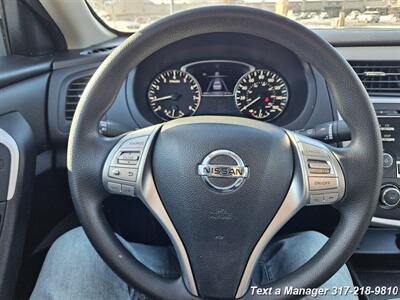 2016 Nissan Altima 2.5 S   - Photo 11 - Greenwood, IN 46142