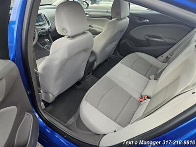2017 Chevrolet Cruze LT Auto   - Photo 23 - Greenwood, IN 46142