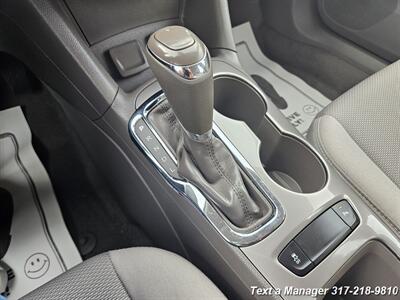 2017 Chevrolet Cruze LT Auto   - Photo 22 - Greenwood, IN 46142