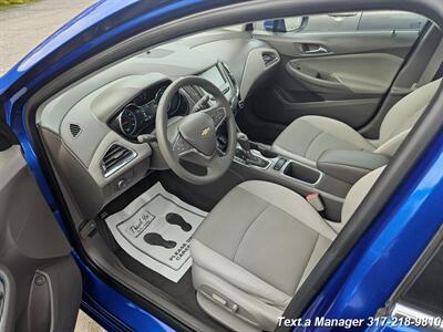 2017 Chevrolet Cruze LT Auto   - Photo 9 - Greenwood, IN 46142