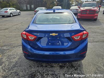 2017 Chevrolet Cruze LT Auto - Photo 4 - Greenwood, IN 46142