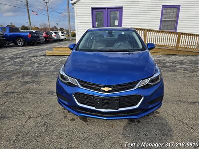 2017 Chevrolet Cruze LT Auto - Photo 8 - Greenwood, IN 46142