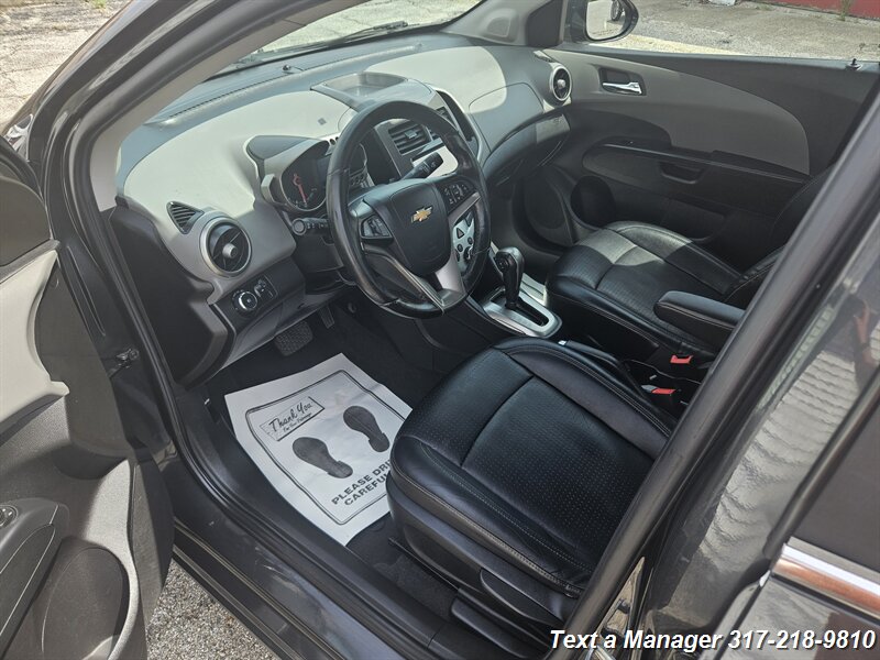 2015 Chevrolet Sonic LTZ Auto - Photo 14 - Greenwood, IN 46142