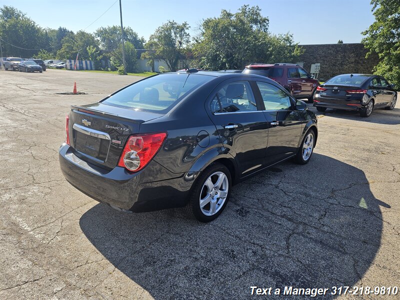 2015 Chevrolet Sonic LTZ Auto - Photo 5 - Greenwood, IN 46142