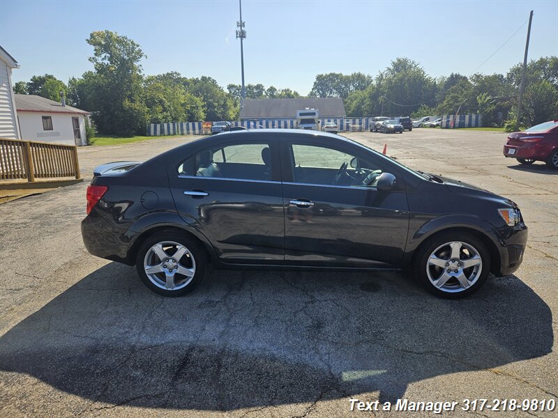 2015 Chevrolet Sonic LTZ Auto - Photo 6 - Greenwood, IN 46142