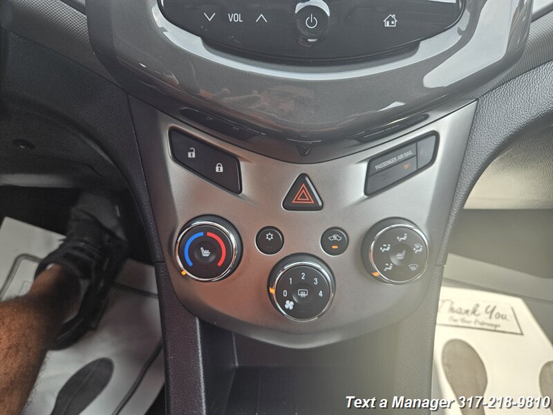 2015 Chevrolet Sonic LTZ Auto - Photo 23 - Greenwood, IN 46142