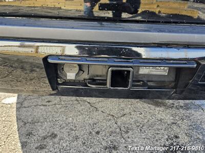 2018 Chevrolet Suburban LT   - Photo 5 - Greenwood, IN 46142