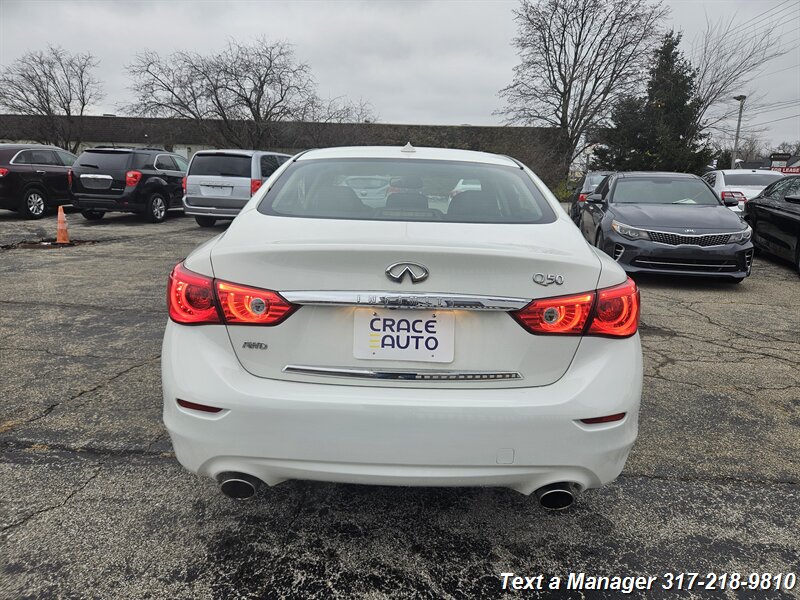 2017 Infiniti Q50 2.0t Premium photo 3