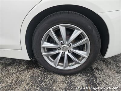 2017 INFINITI Q50 2.0T Premium   - Photo 10 - Greenwood, IN 46142