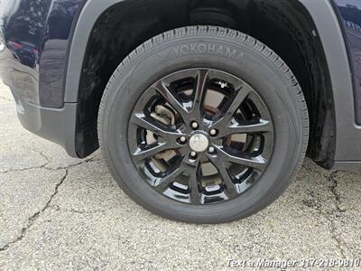 2014 Jeep Cherokee Sport   - Photo 31 - Greenwood, IN 46142