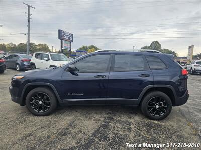 2014 Jeep Cherokee Sport   - Photo 2 - Greenwood, IN 46142