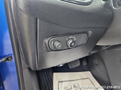 2019 Chevrolet Equinox LS - Photo 11 - Greenwood, IN 46142
