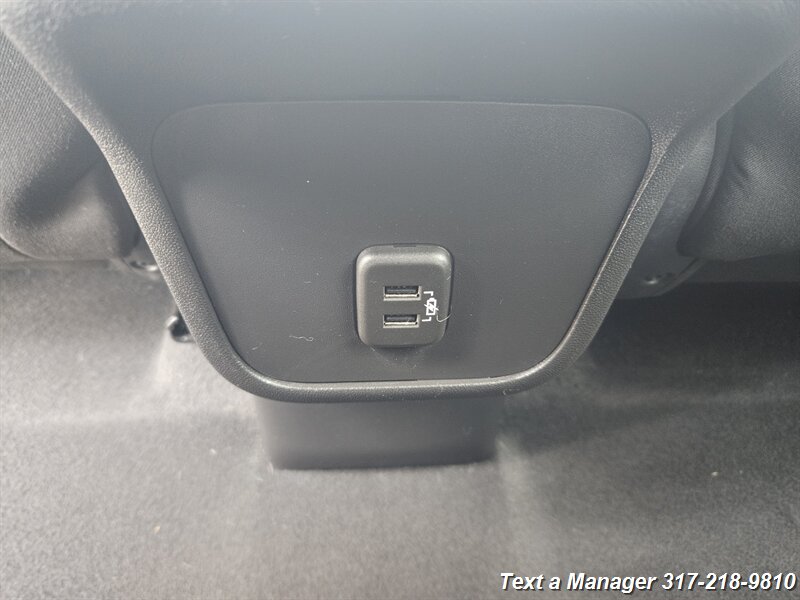 2019 Chevrolet Equinox LS - Photo 25 - Greenwood, IN 46142
