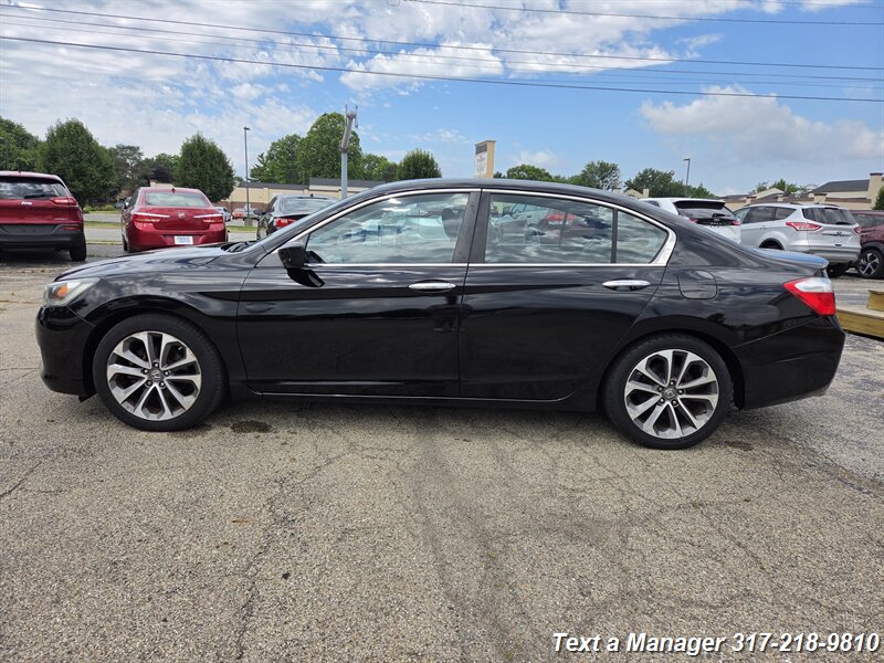 2014 Honda Accord Sport - Photo 2 - Greenwood, IN 46142