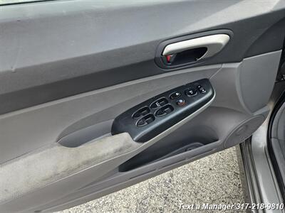 2006 Honda Civic LX   - Photo 10 - Greenwood, IN 46142