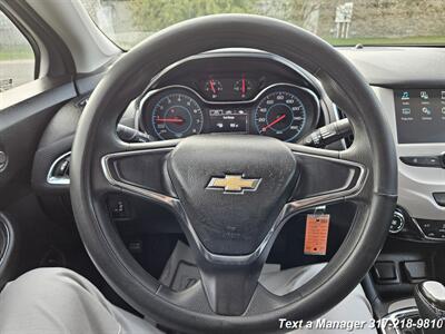 2017 Chevrolet Cruze LS Auto   - Photo 12 - Greenwood, IN 46142