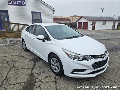2017 Chevrolet Cruze LS Auto   - Photo 7 - Greenwood, IN 46142