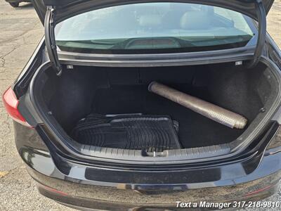 2017 Hyundai ELANTRA Limited   - Photo 29 - Greenwood, IN 46142