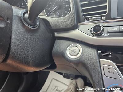 2017 Hyundai ELANTRA Limited   - Photo 19 - Greenwood, IN 46142
