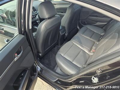2017 Hyundai ELANTRA Limited   - Photo 27 - Greenwood, IN 46142