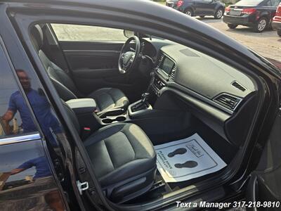 2017 Hyundai ELANTRA Limited   - Photo 31 - Greenwood, IN 46142