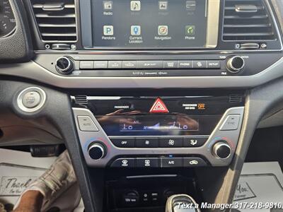 2017 Hyundai ELANTRA Limited   - Photo 22 - Greenwood, IN 46142