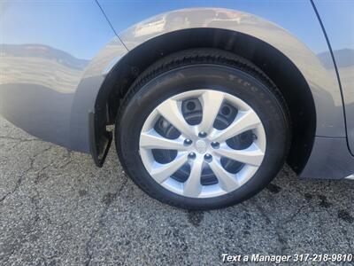 2024 Toyota Corolla LE   - Photo 21 - Greenwood, IN 46142