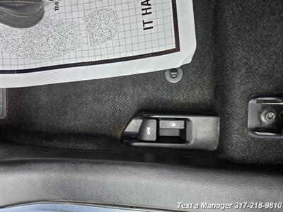 2024 Toyota Corolla LE   - Photo 14 - Greenwood, IN 46142