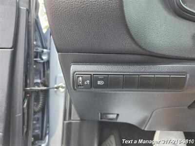 2024 Toyota Corolla LE   - Photo 10 - Greenwood, IN 46142