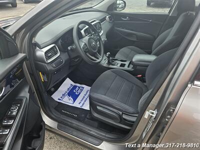 2016 Kia Sorento LX   - Photo 9 - Greenwood, IN 46142