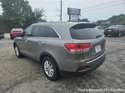 2016 Kia Sorento LX   - Photo 3 - Greenwood, IN 46142