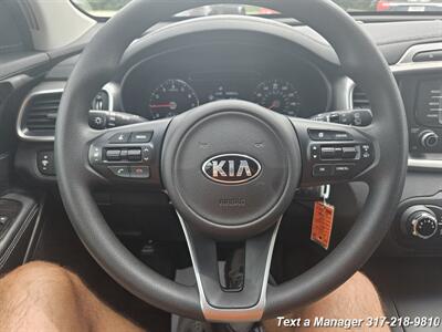 2016 Kia Sorento LX   - Photo 11 - Greenwood, IN 46142